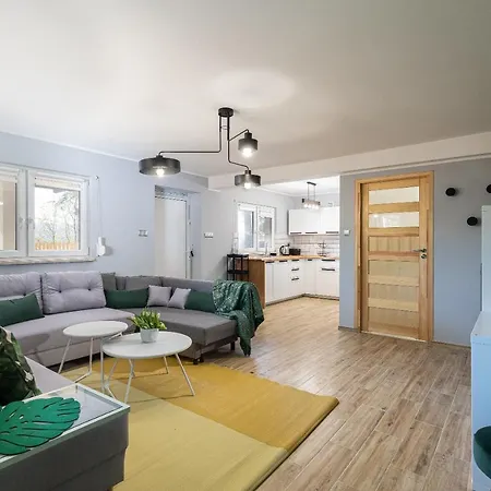 Domek Roznow 罗日努夫