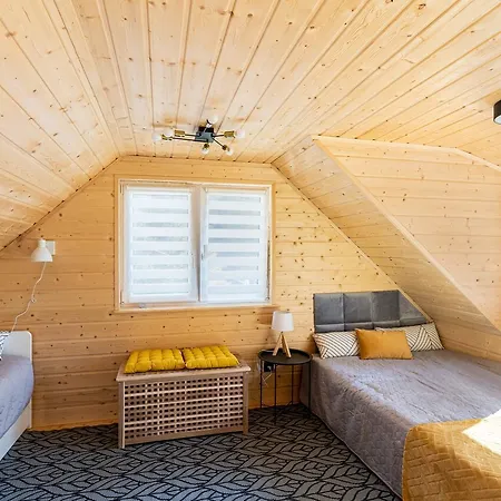 Casa de Férias Domek Rożnów Roznow